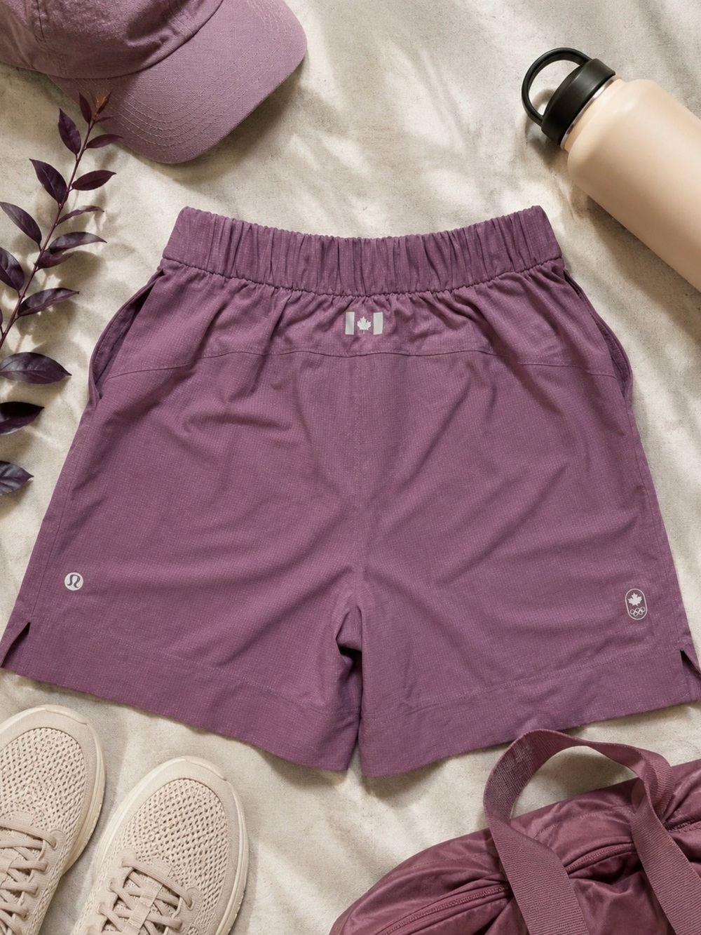 Team Canada Wovenair High Rise Shorts 6”